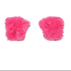 NEW WITH TAGS - JOCELYN The Superfluff Mittens Hot Pink